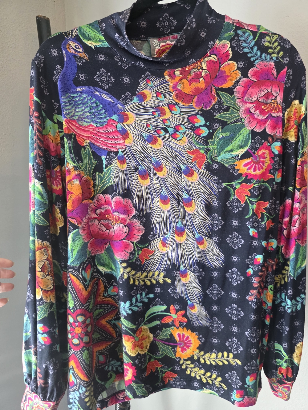 Johnny Was Peacock Print Long Sleeve Blouse WORN TWICE/ Pristine Condition - Picture 4 of 7